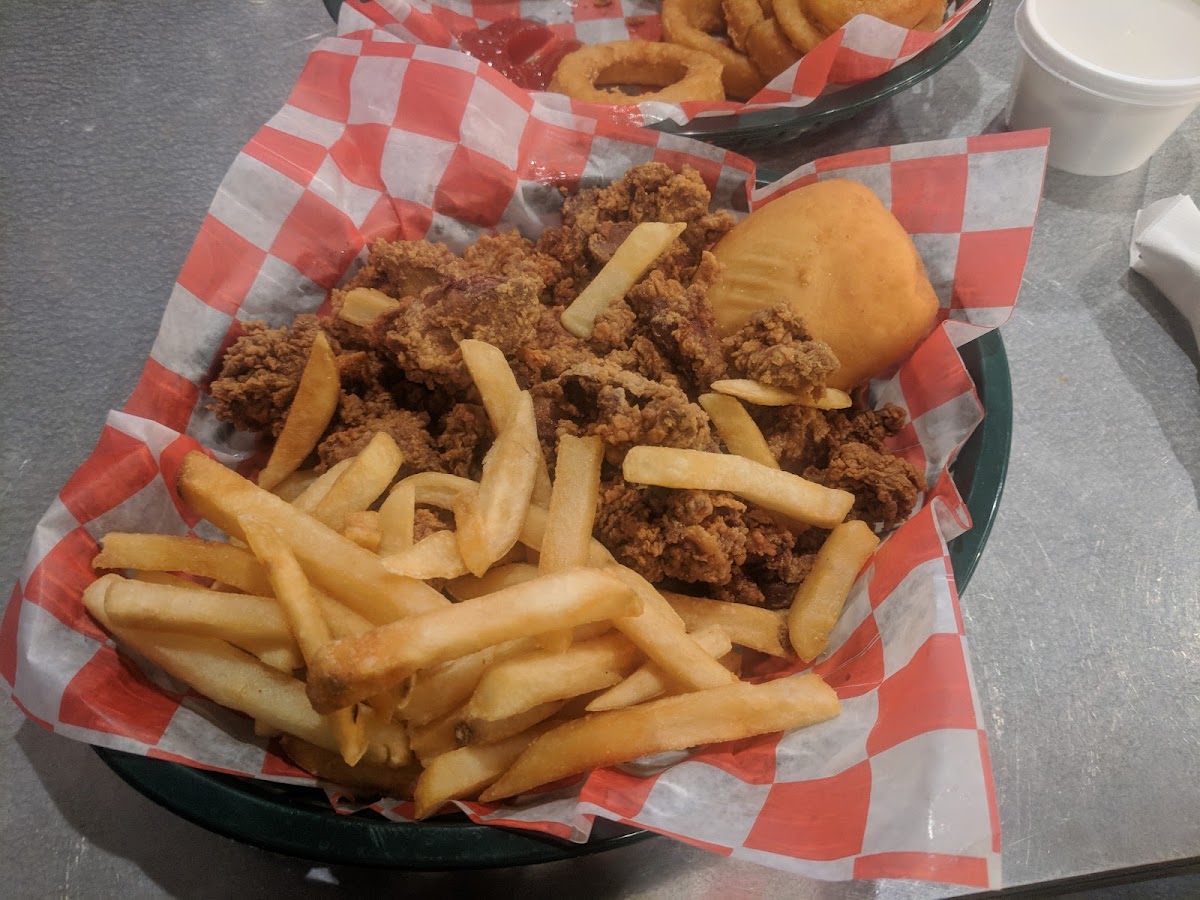Sam’S Southern Eatery Photo 10