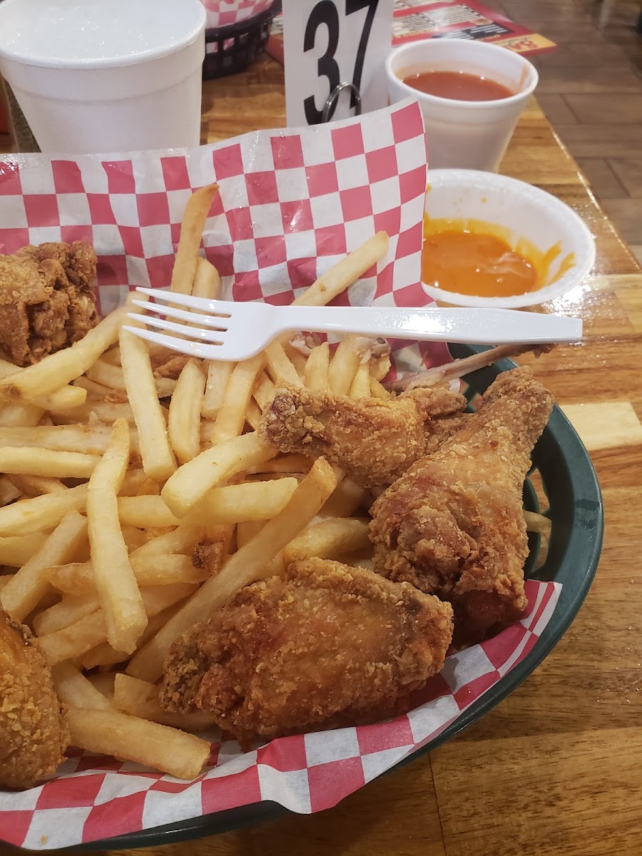 Sam’S Southern Eatery Photo 9